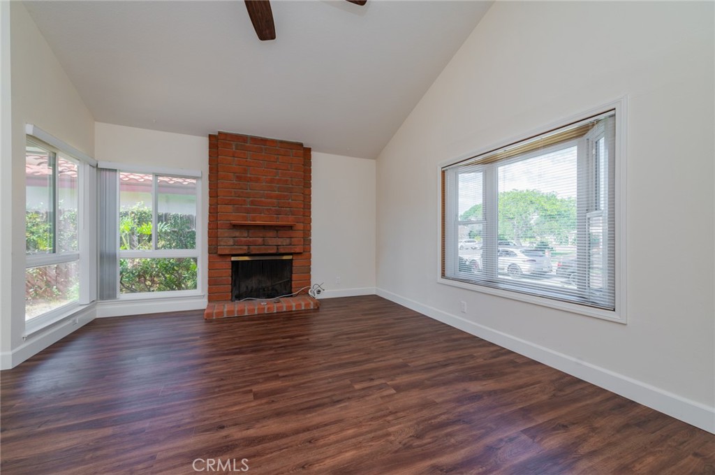 4922 Seaford Cir
