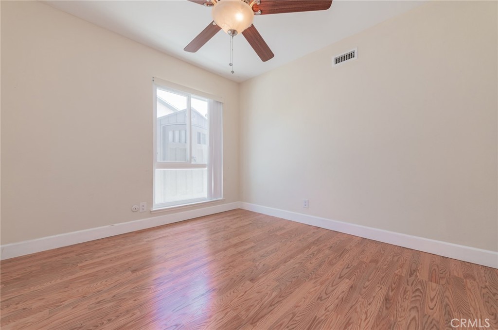 4922 Seaford Cir