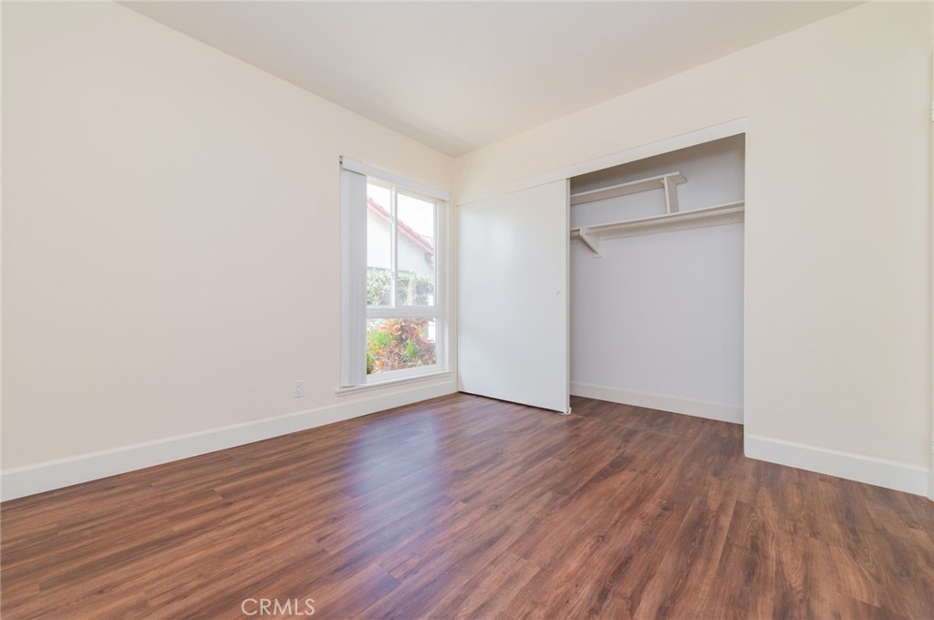 4922 Seaford Cir