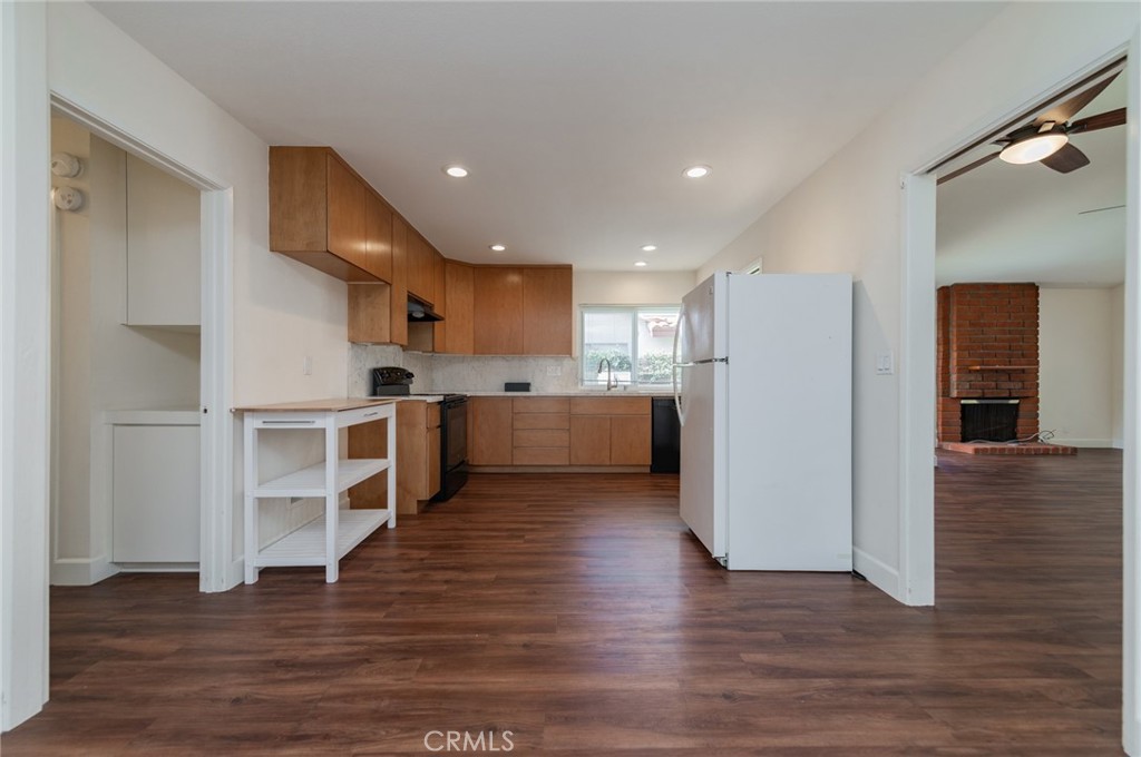 4922 Seaford Cir