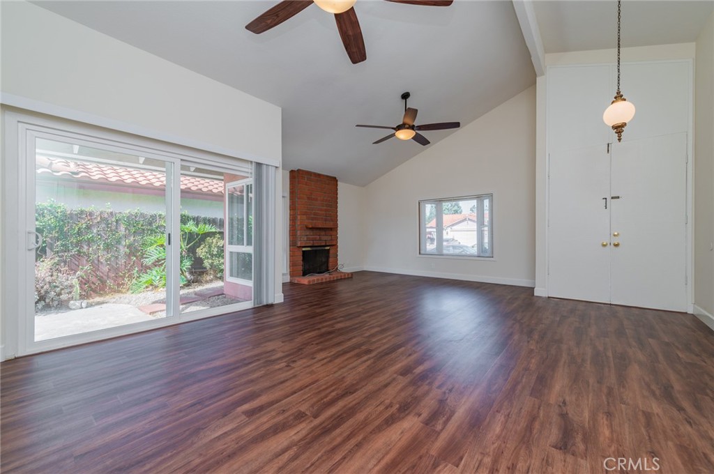 4922 Seaford Cir