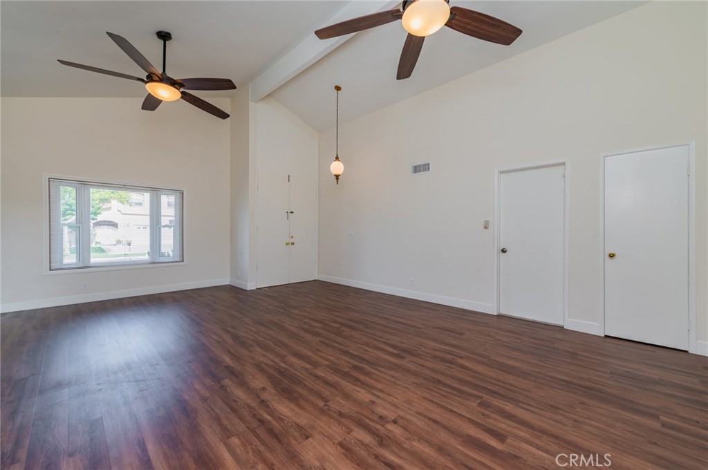 4922 Seaford Cir