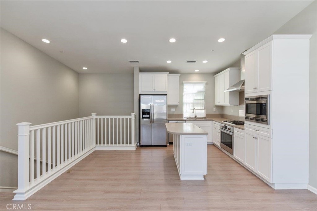 68 GRANITE PATH