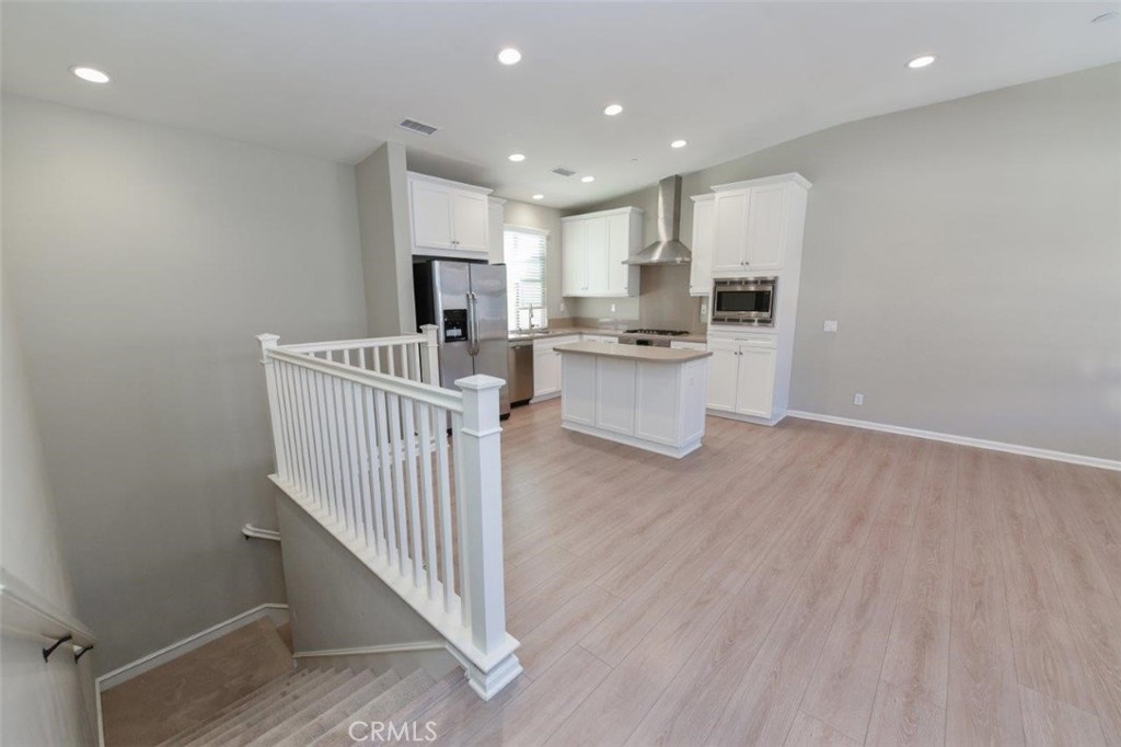 68 GRANITE PATH