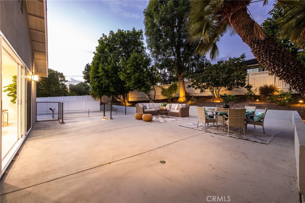 19201 Barrett Lane