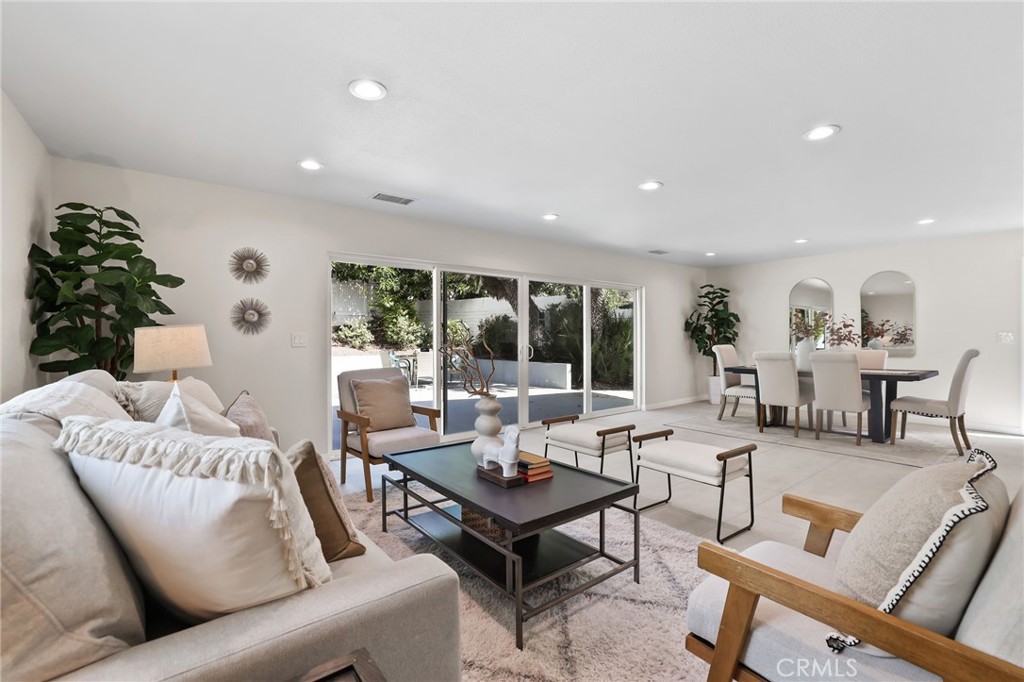 19201 Barrett Lane