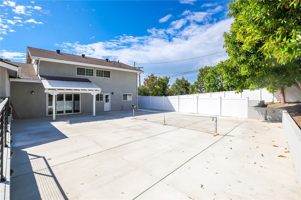 19201 Barrett Lane