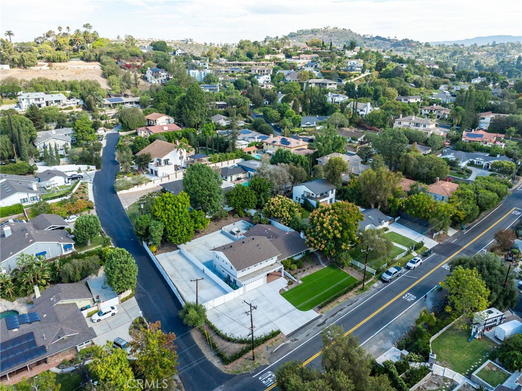19201 Barrett Lane