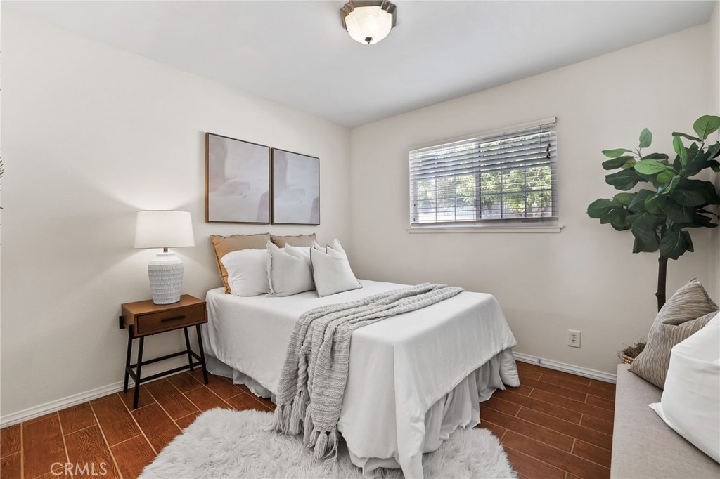 19201 Barrett Lane