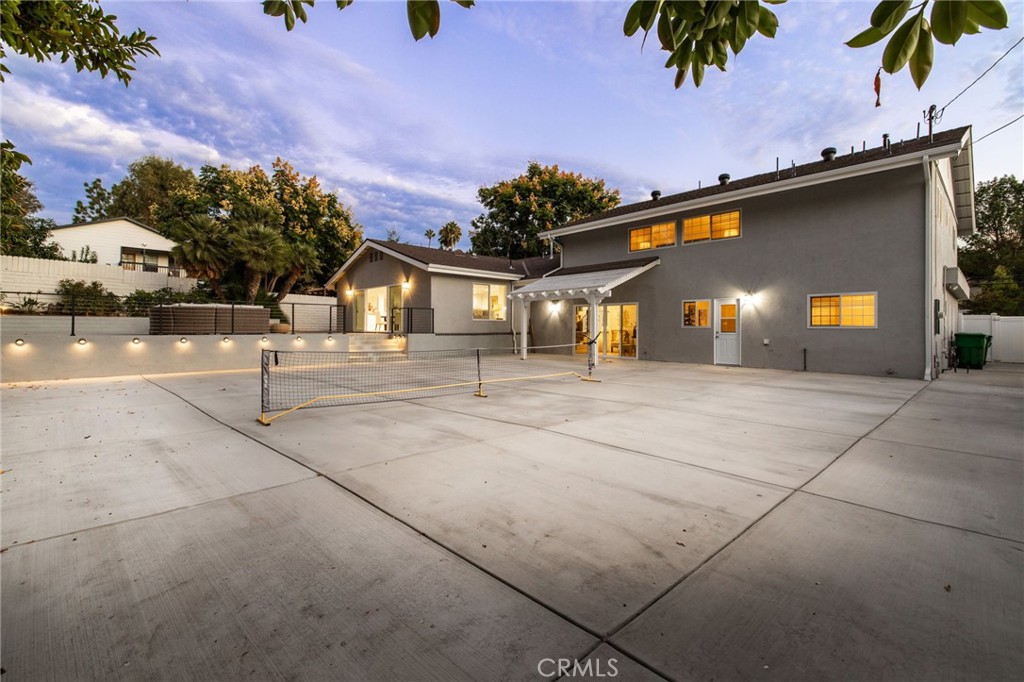 19201 Barrett Lane