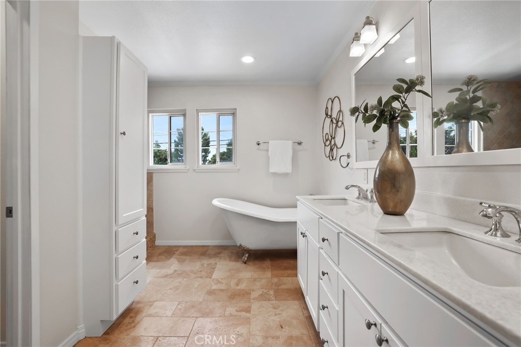 19201 Barrett Lane