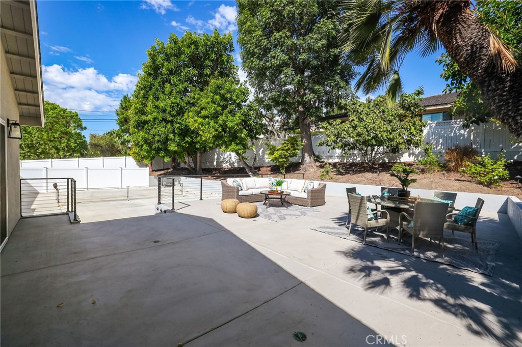 19201 Barrett Lane