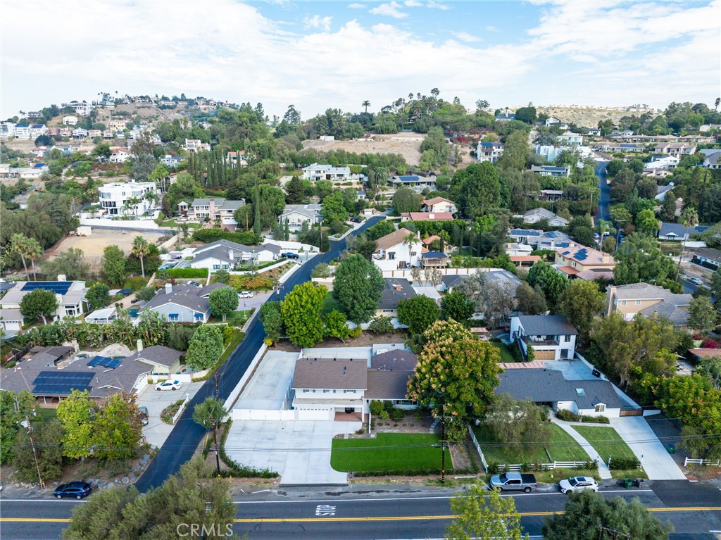 19201 Barrett Lane