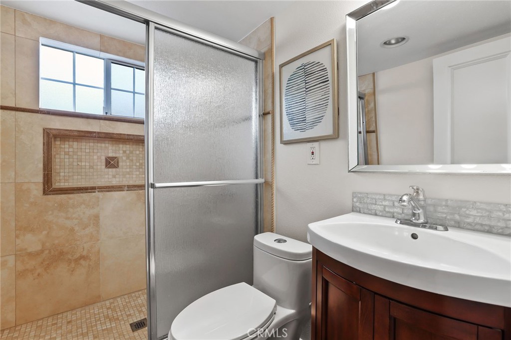 19201 Barrett Lane