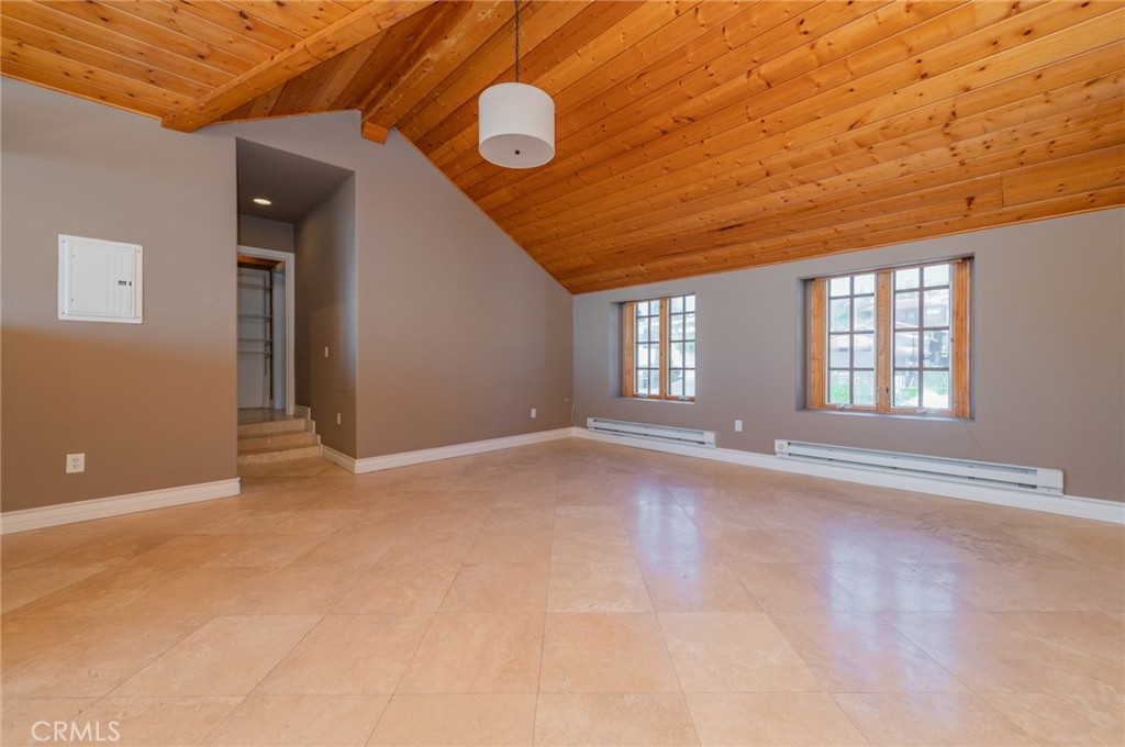 2007 S Coast Hwy Unite A