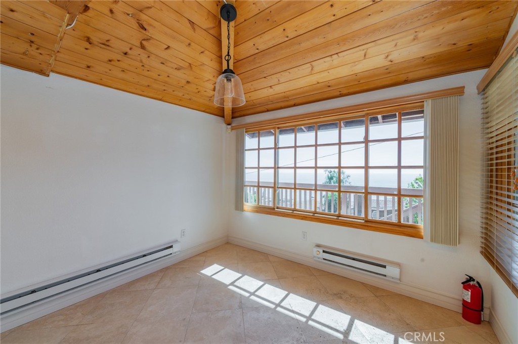 2007 S Coast Hwy Unit B