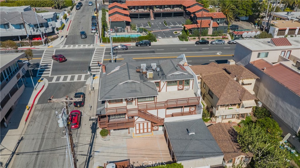 2007 S Coast Hwy Unit B