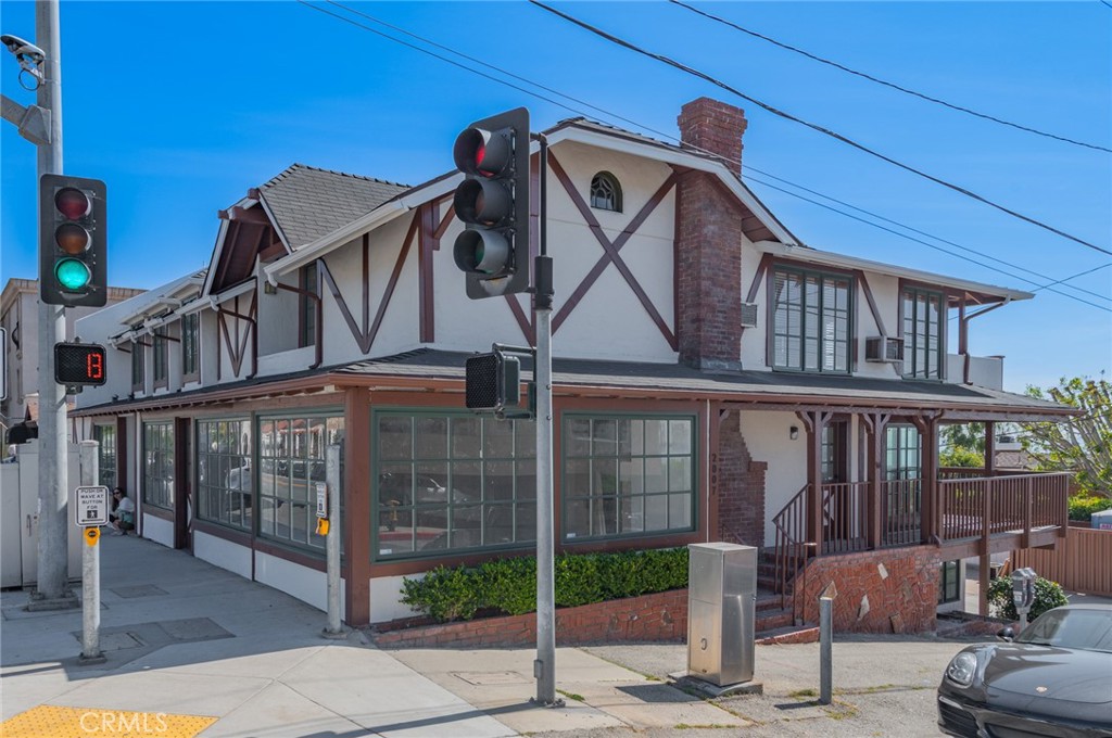 2007 S Coast Hwy Unit B