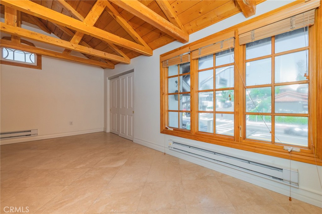 2007 S Coast Hwy Unit B