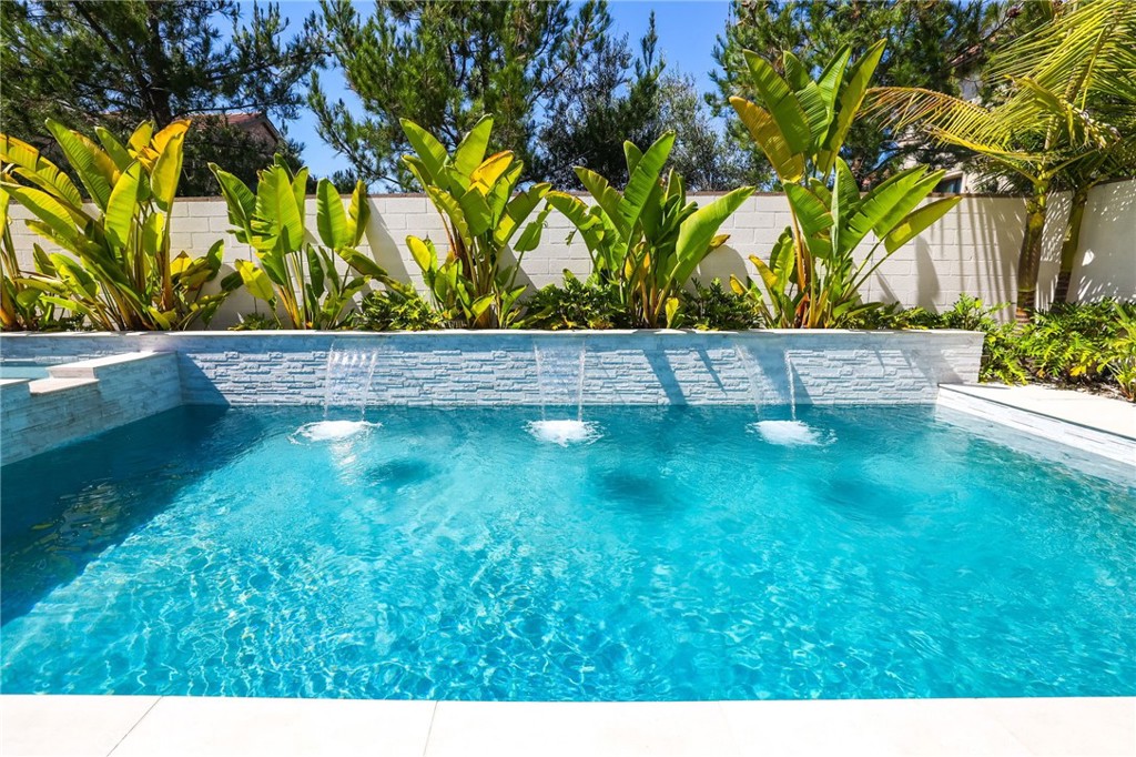 105 Summerland