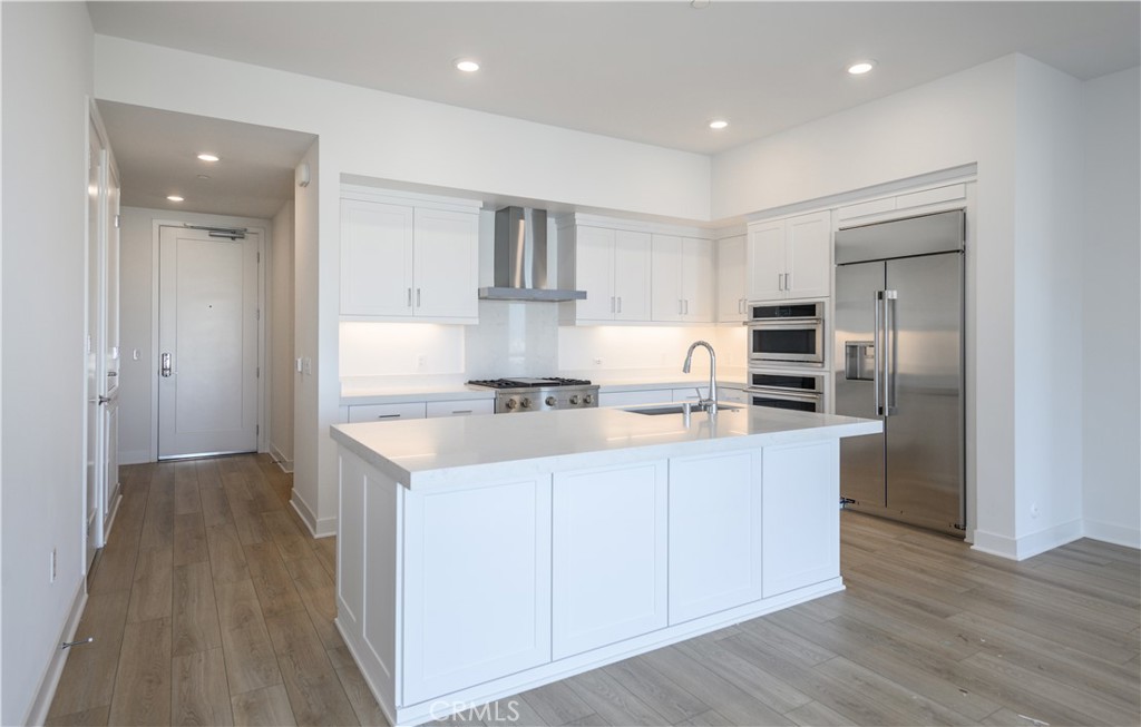 3608 Rivington
