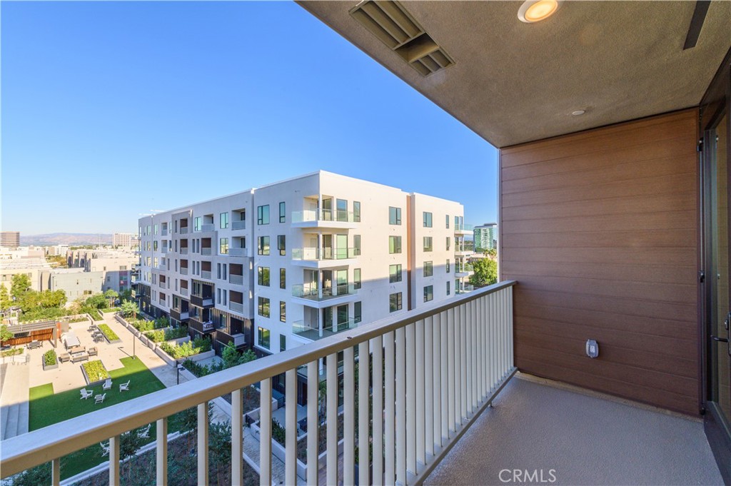3608 Rivington