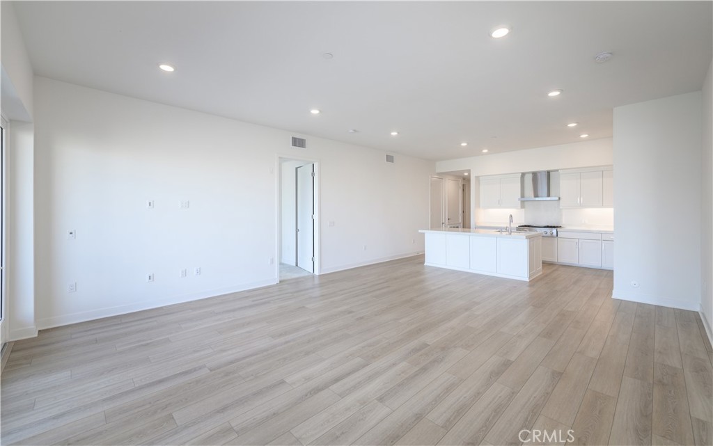 3608 Rivington