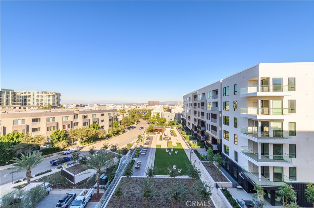 3608 Rivington
