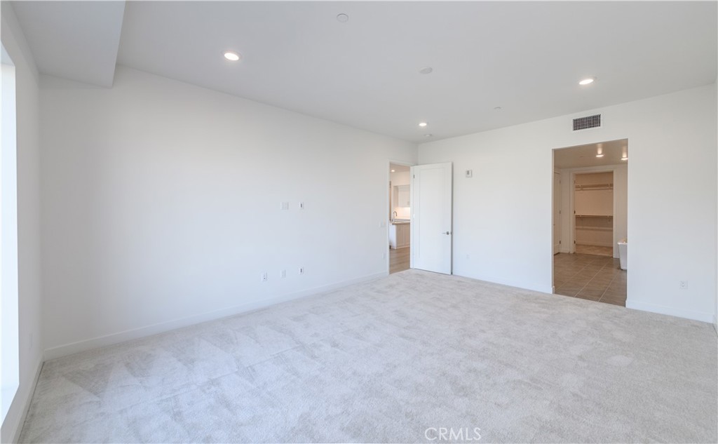 3608 Rivington