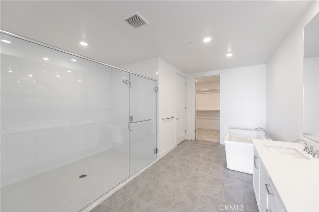 3608 Rivington