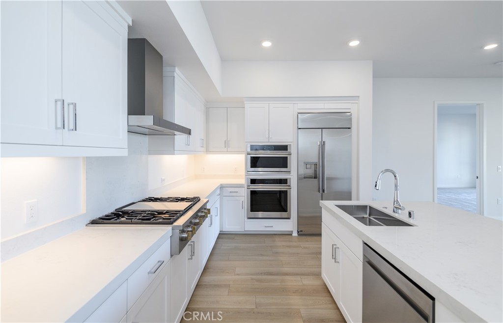 3608 Rivington