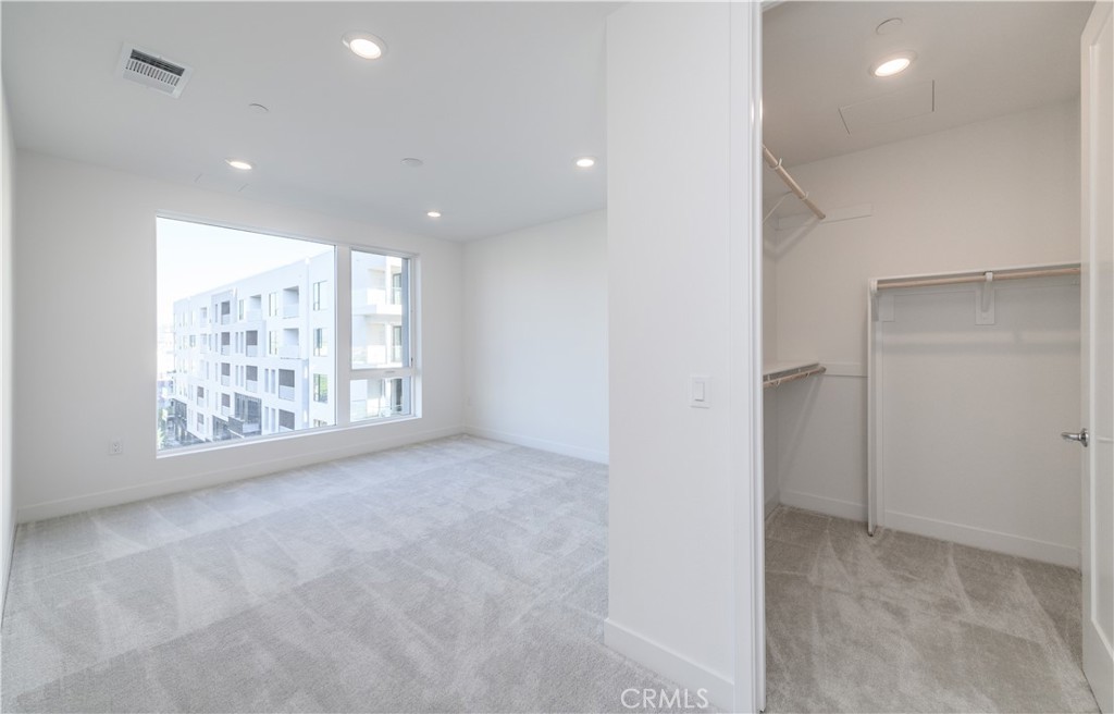 3608 Rivington