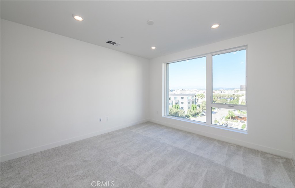 3608 Rivington