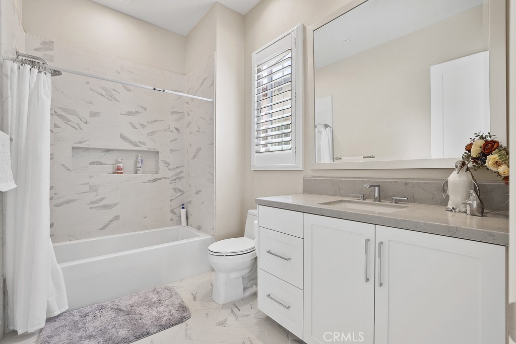 149 Roscomare