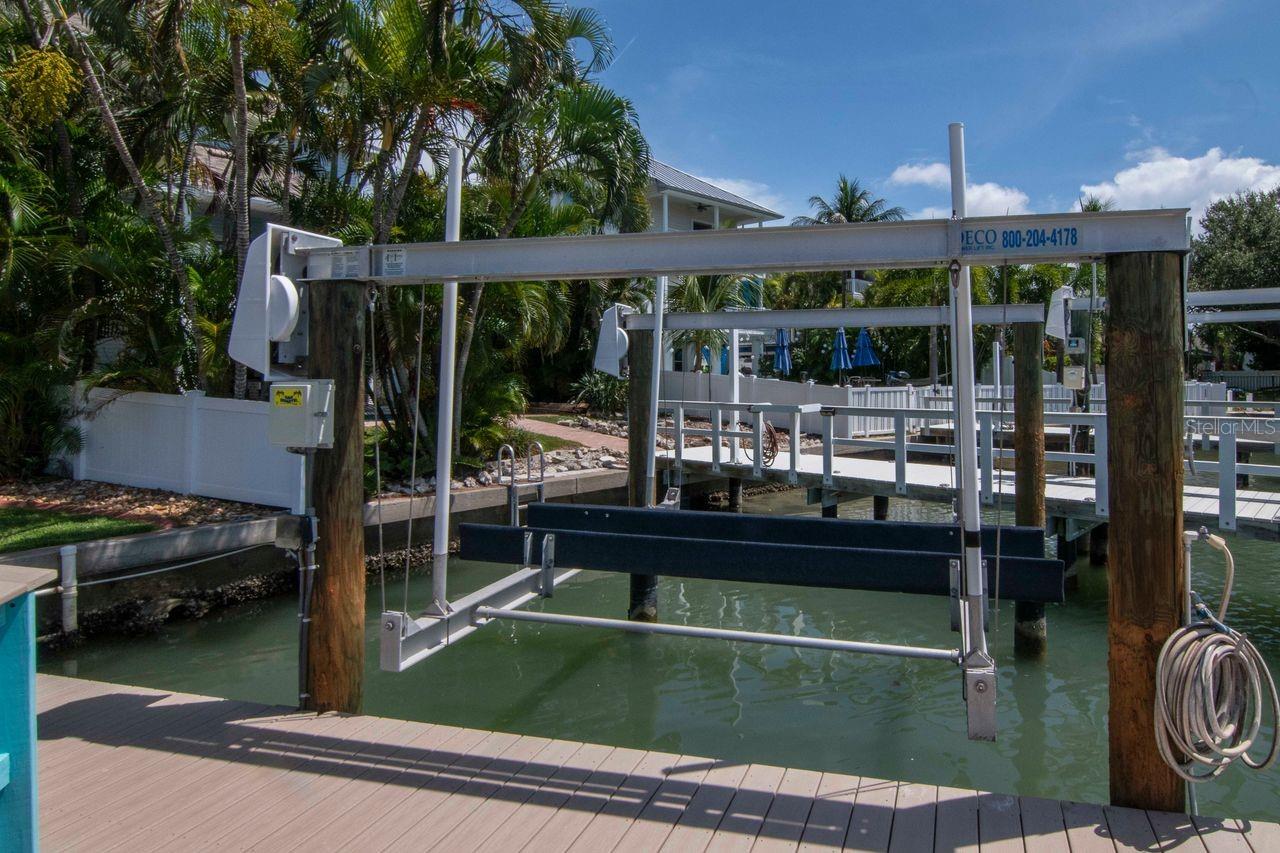7025 BOCA CIEGA DR