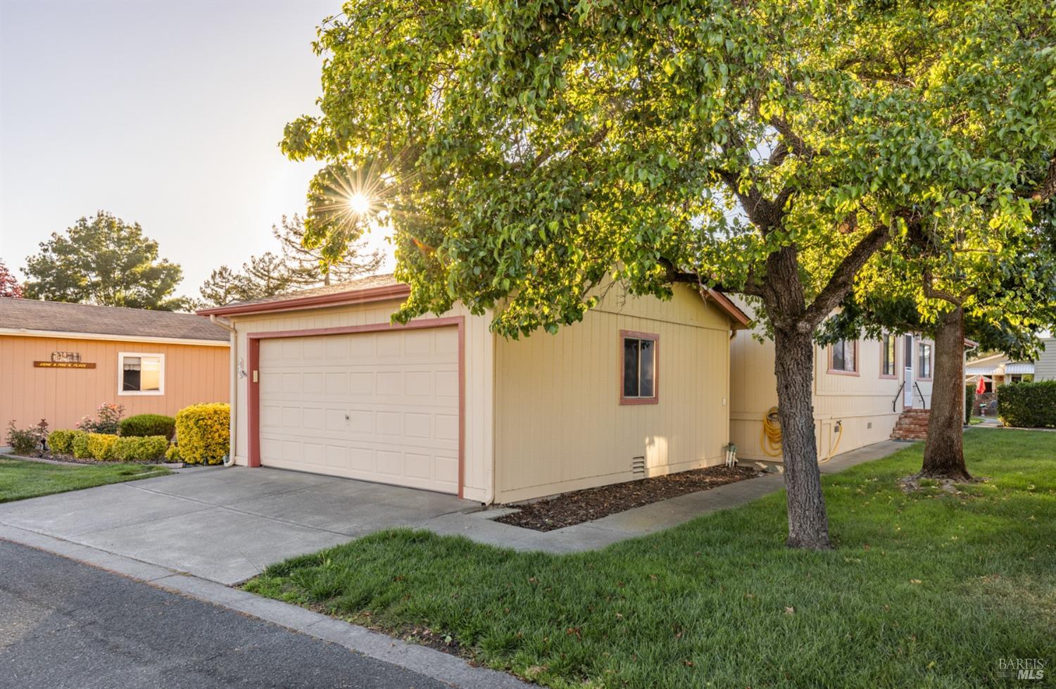 1516 Florence Way