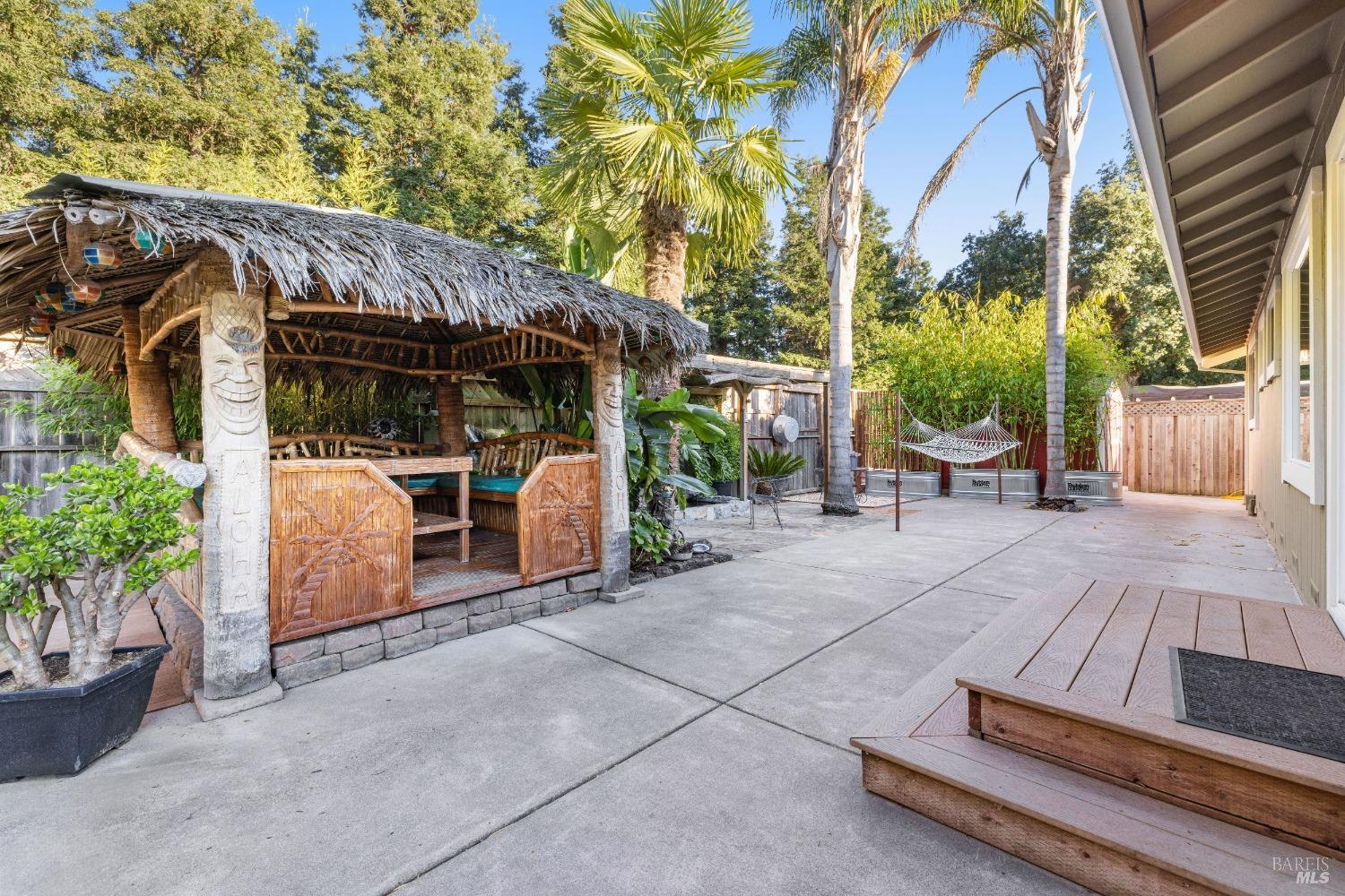 160 W Cotati Oaks Ct