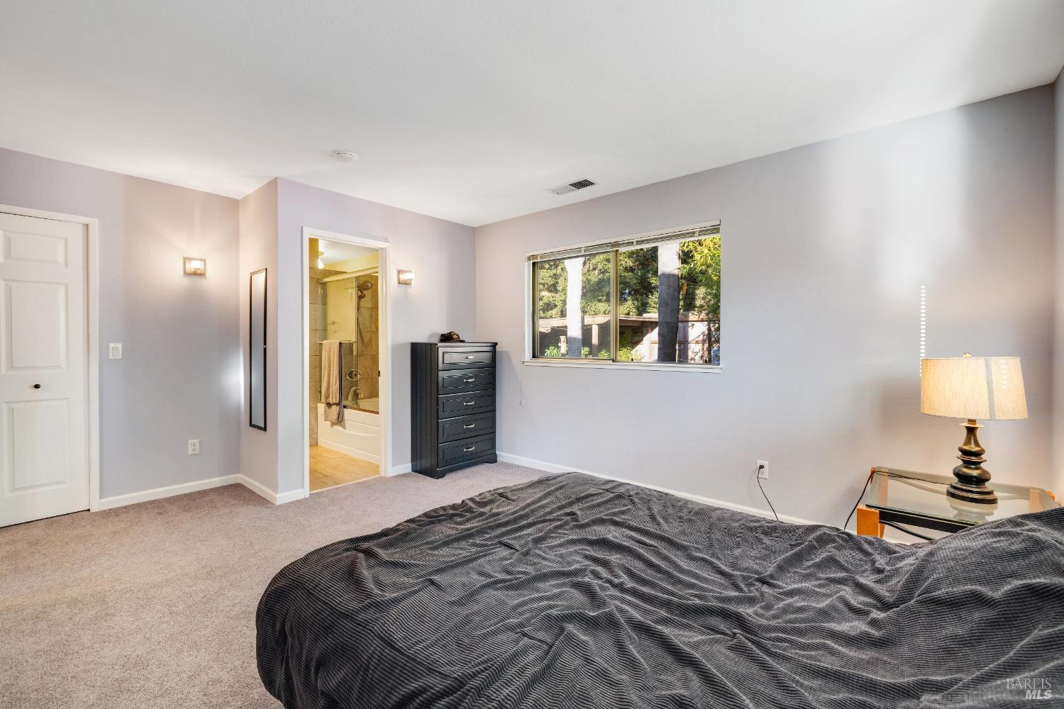 160 W Cotati Oaks Ct