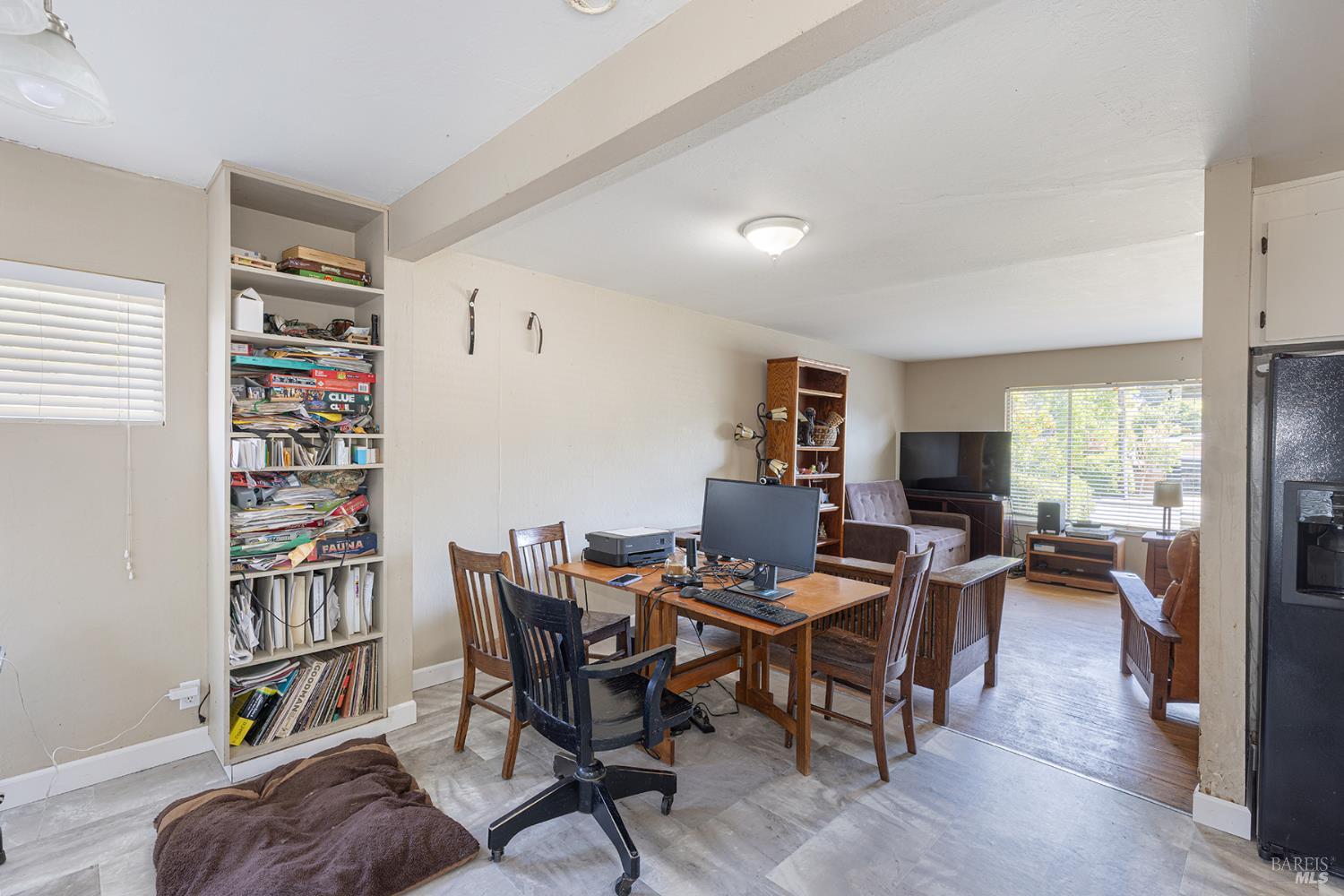 1021 Country Club Dr