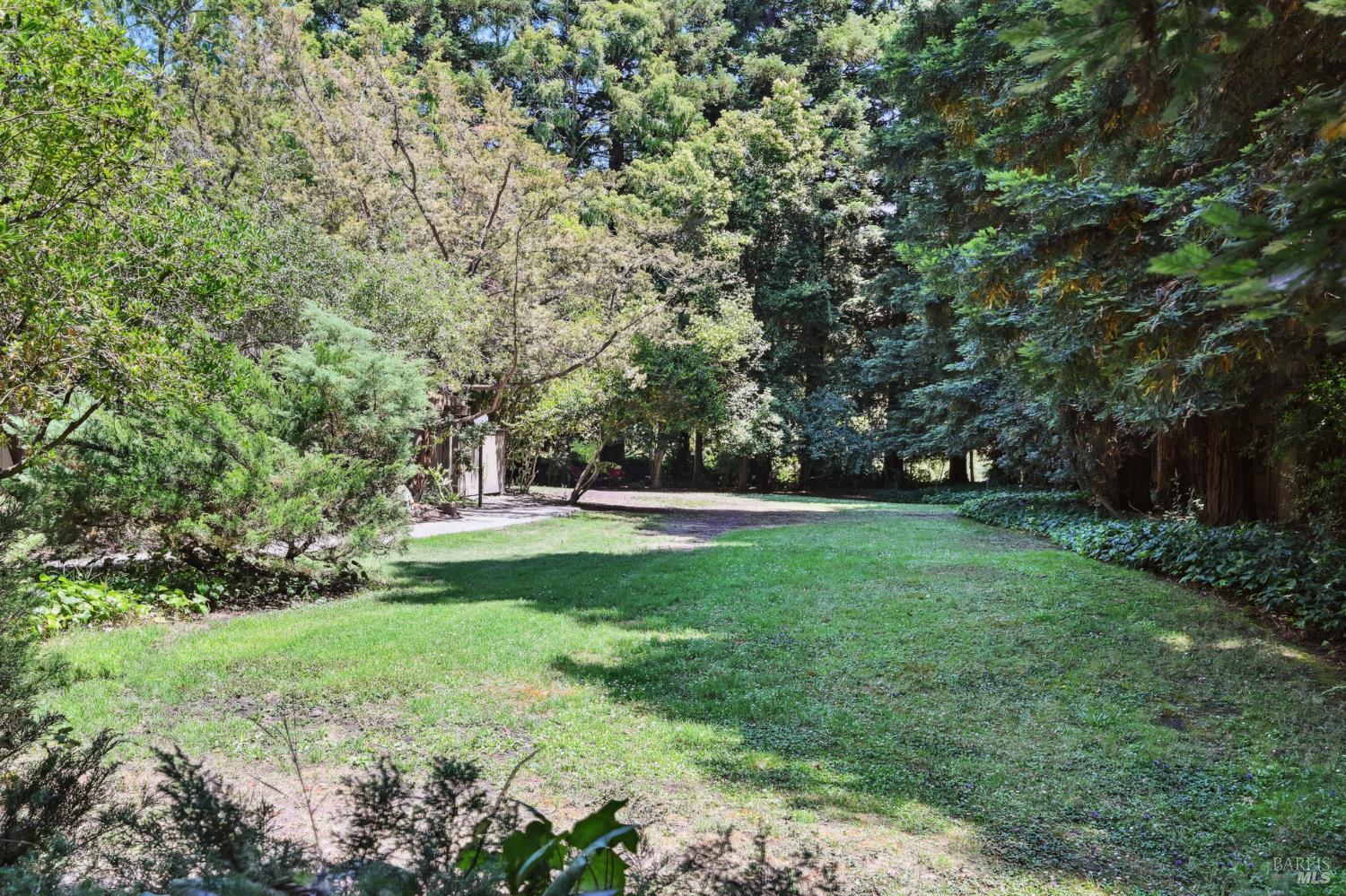 44 Creek Ct