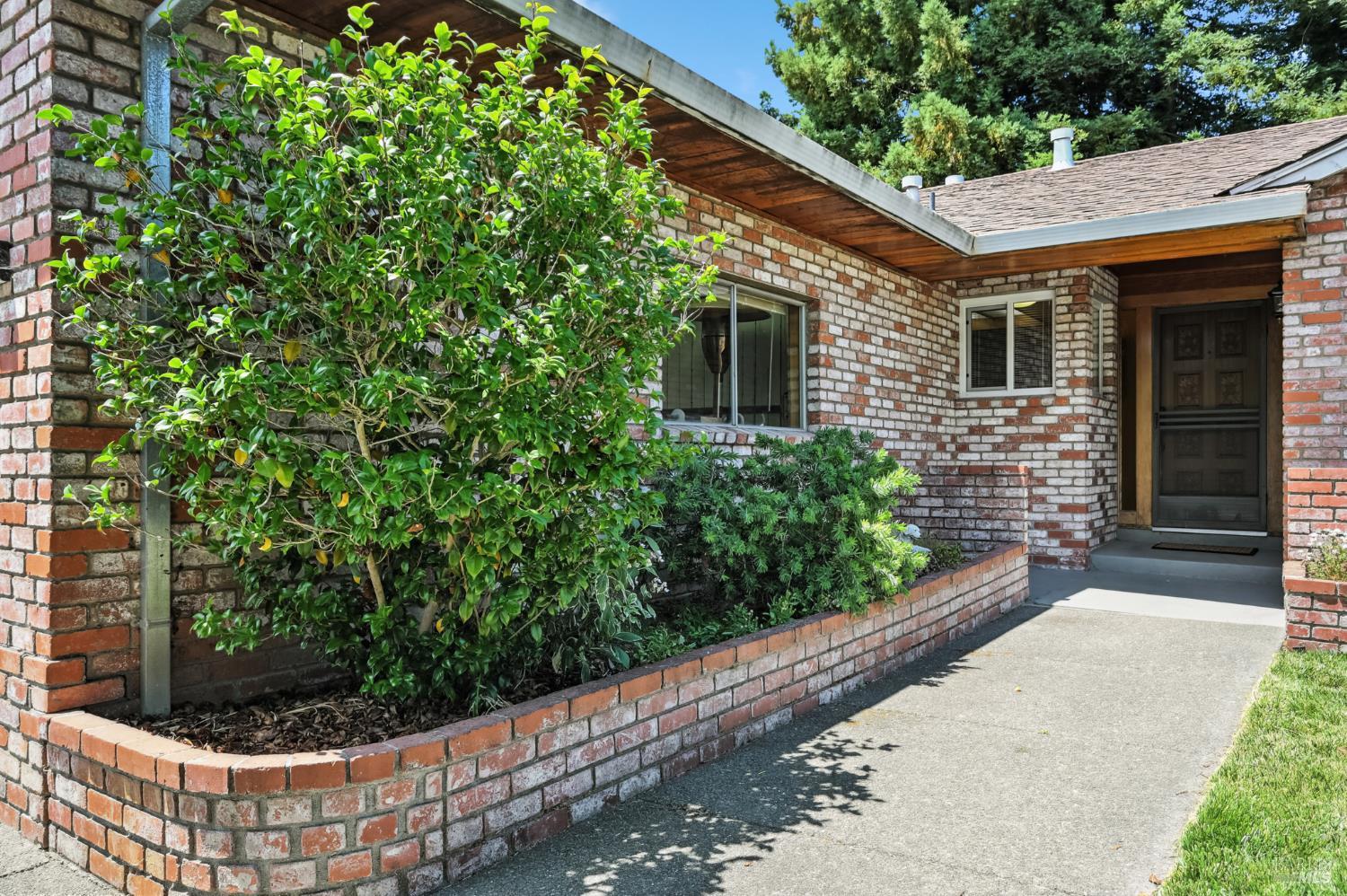 2013 Knight Ave