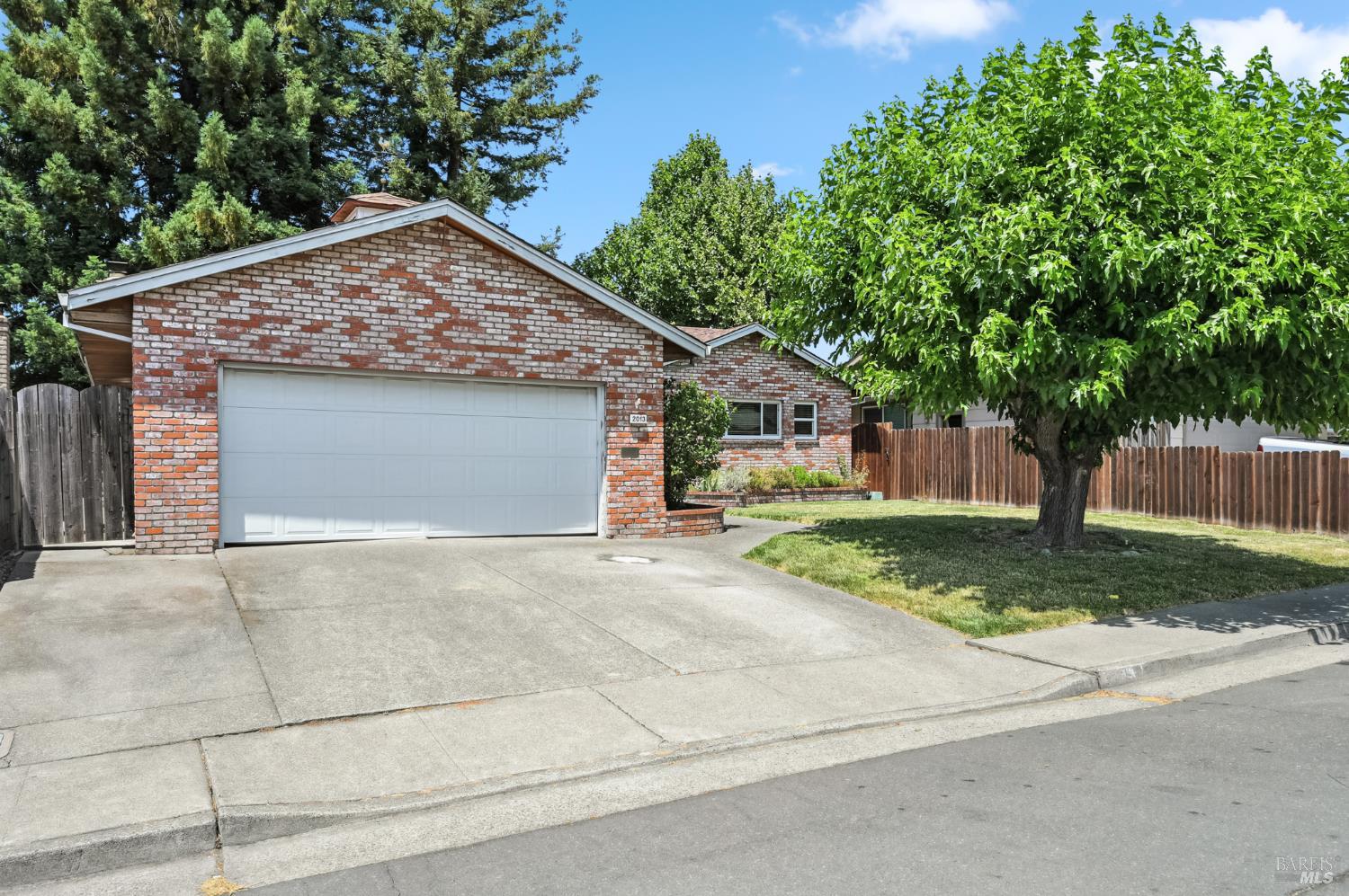 2013 Knight Ave
