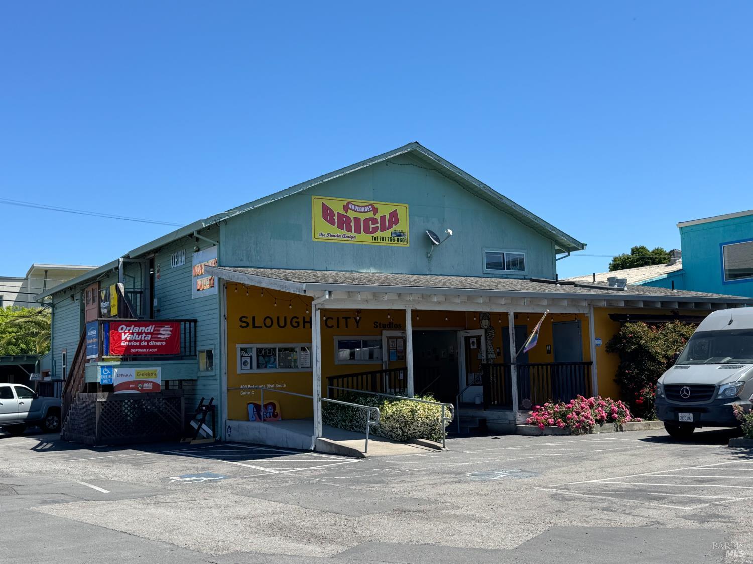 409 Petaluma Boulevard S