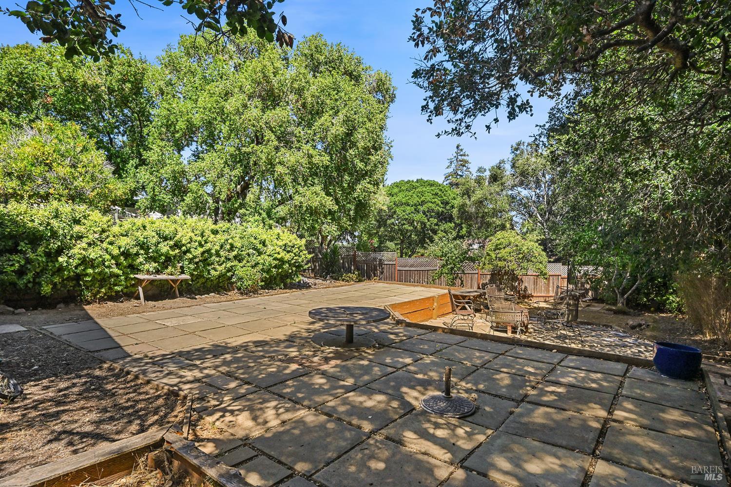 12 Nob Hill Terrace