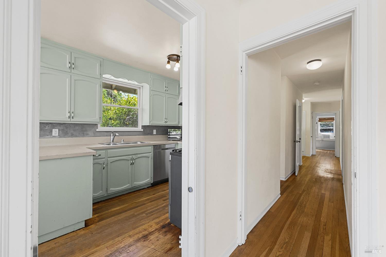 12 Nob Hill Terrace