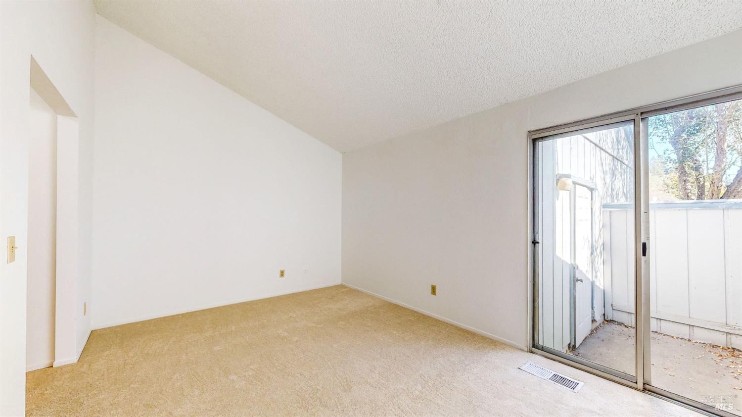 31 Conifer Square