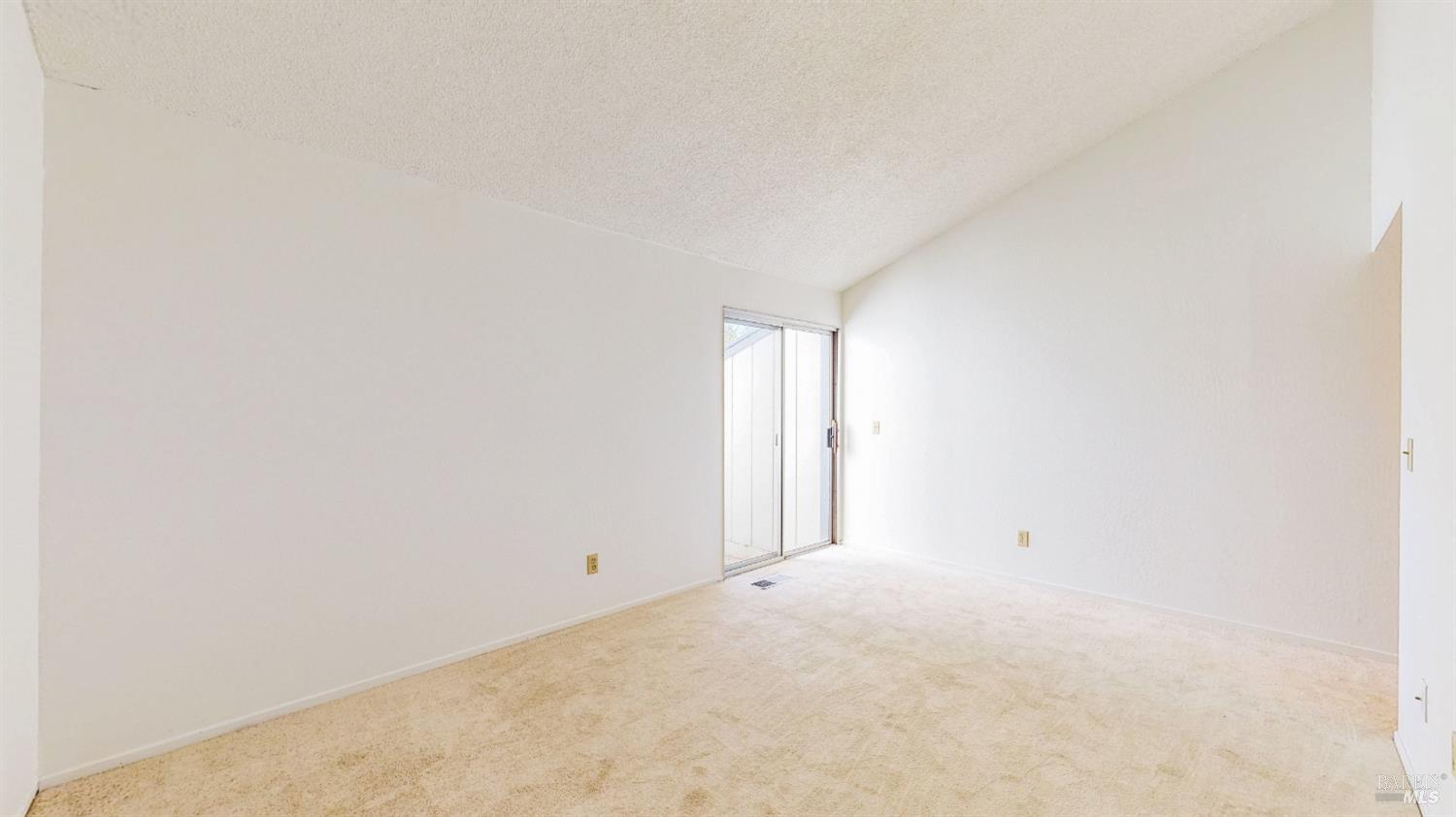 31 Conifer Square