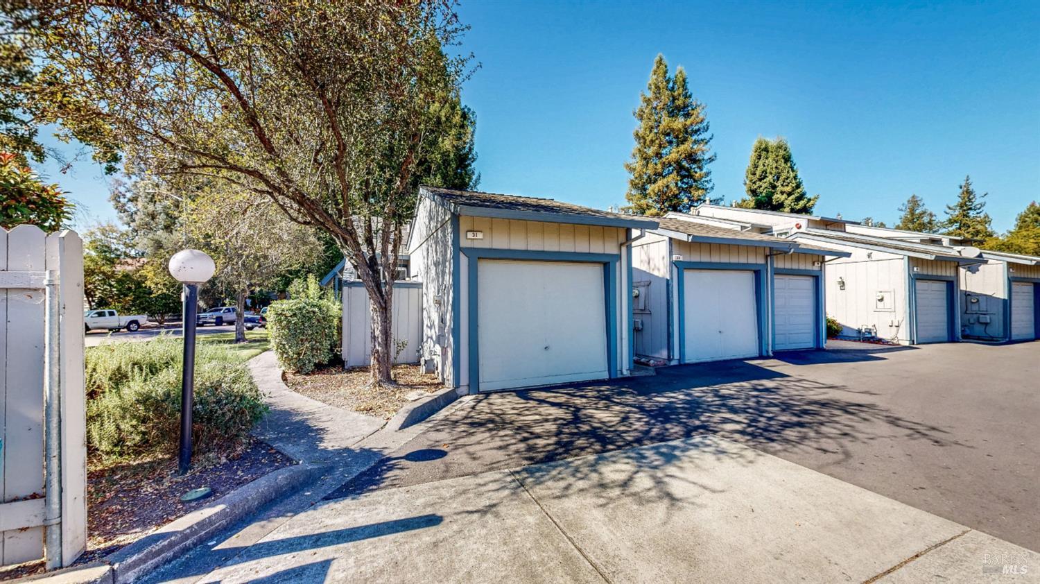 31 Conifer Square