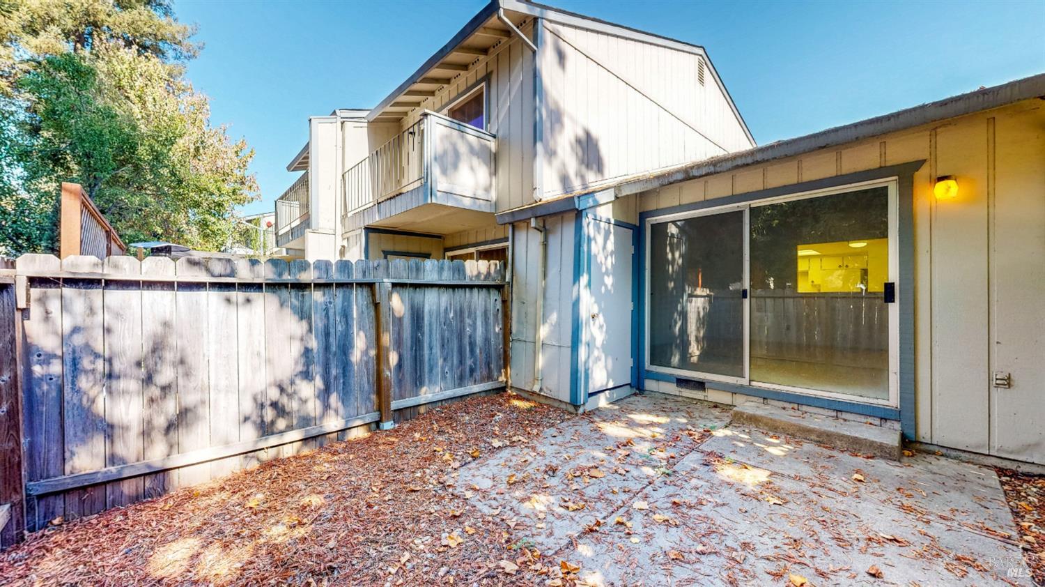 31 Conifer Square