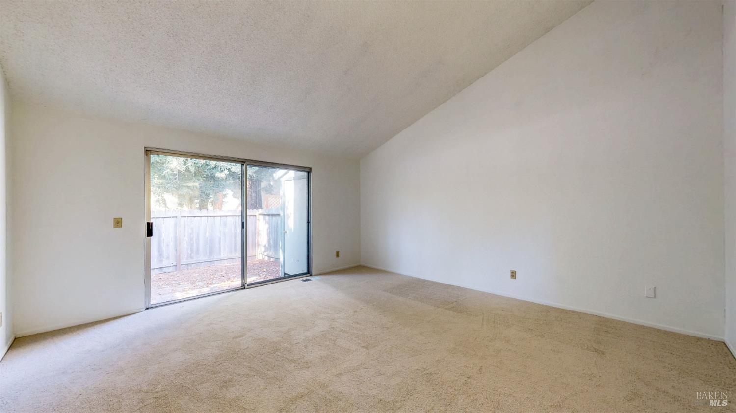 31 Conifer Square